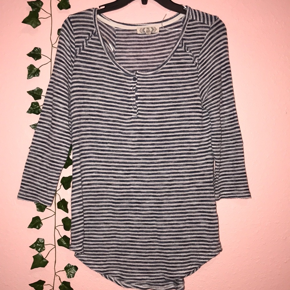 Striped half sleeve shirt
